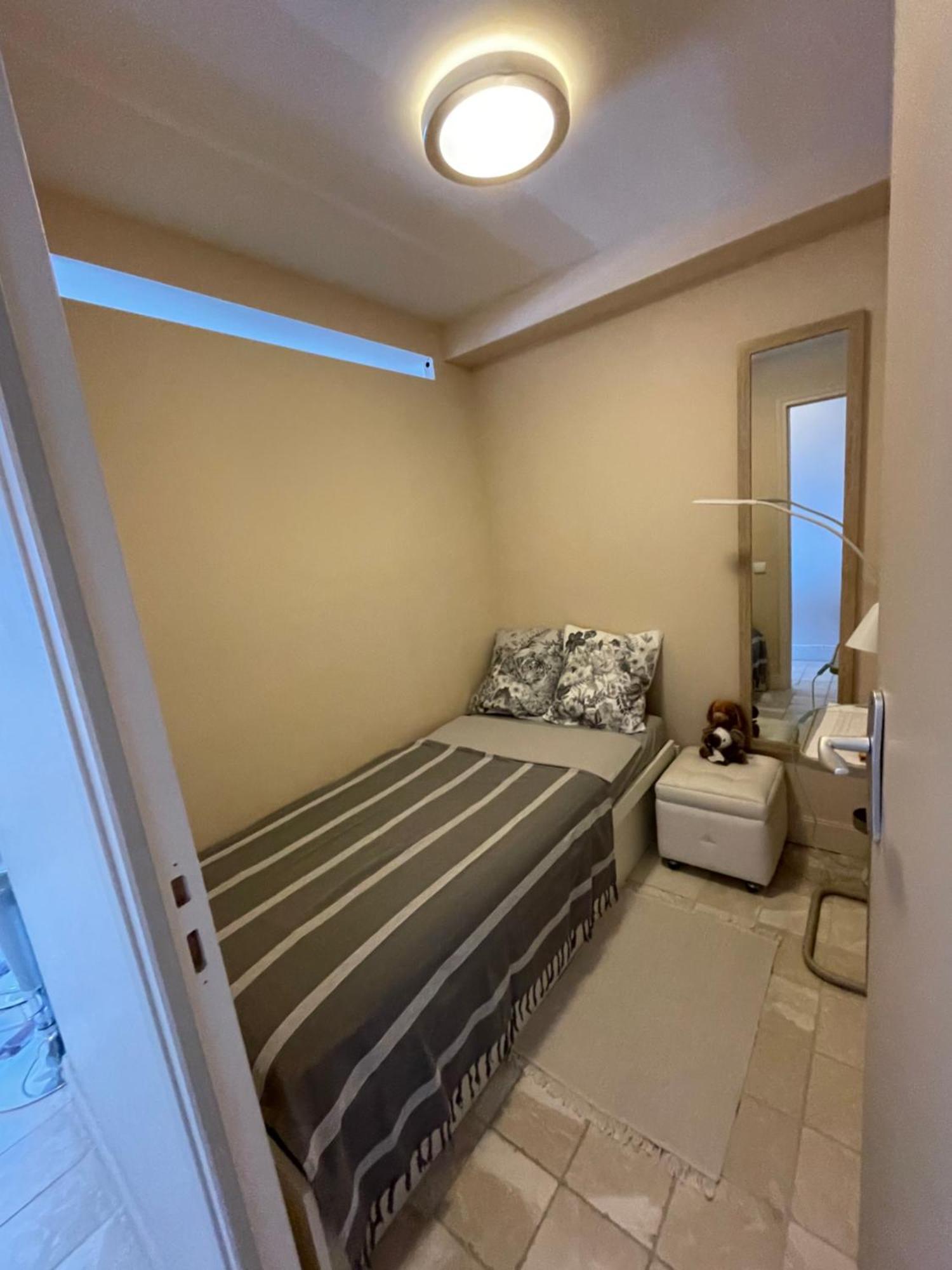 Superbe Appartement En Bord De Mer, Pres Du Centre Et Des Plages Menton Exterior foto